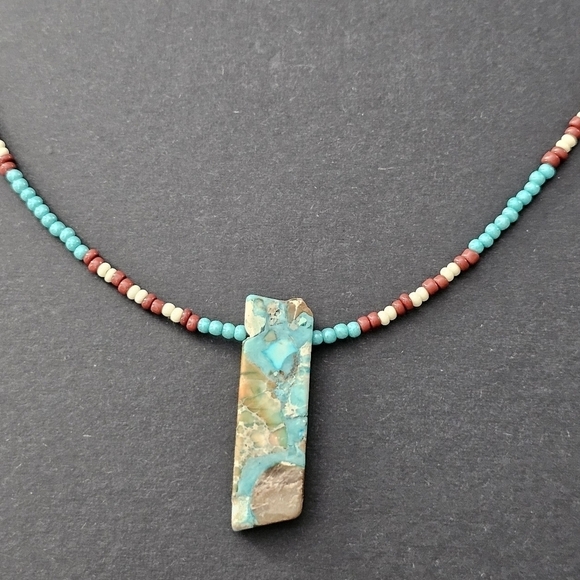 Handmade Necklace featuring genuine stone center piece. - Picture 7 of 7